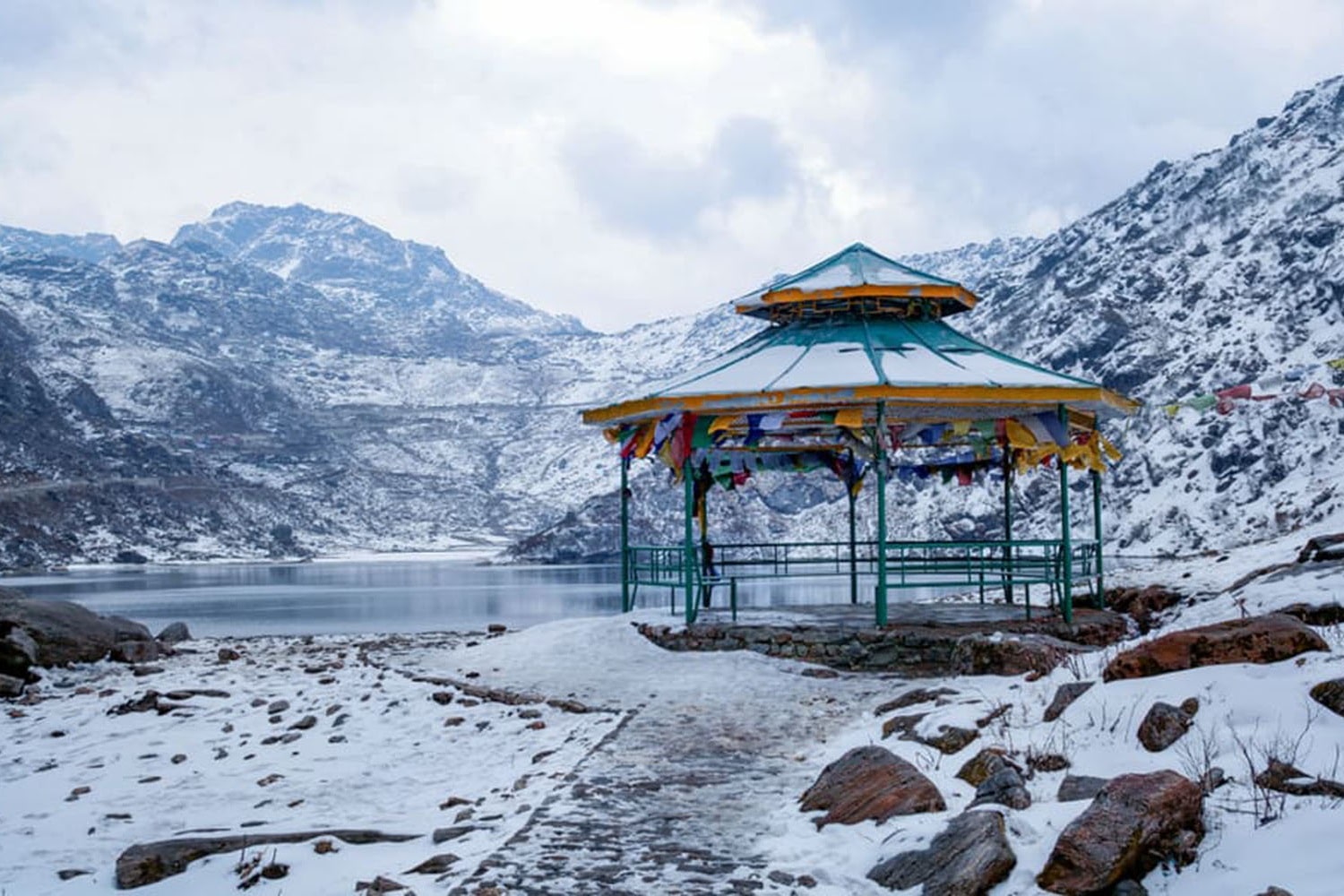 Sikkim-Tour-Packages-min Sikkim-Tour-Packages-min
